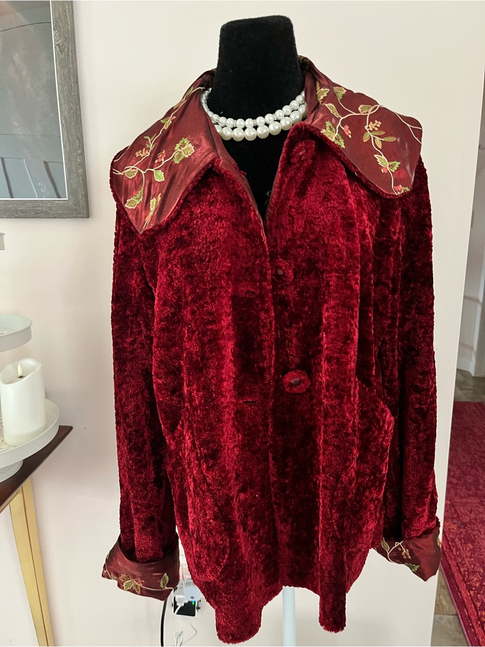Velvet Embroidered Collar Women's Jacket - Burgundy